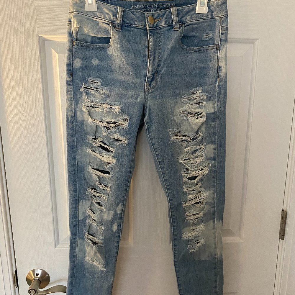 Skinny Jeans - American Eagle - Distressed